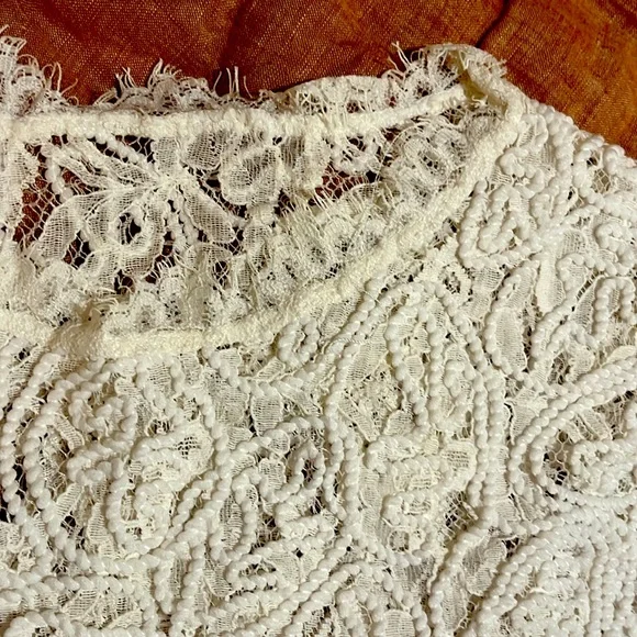 Lace Cropped Wedding Top - Picture 3 of 3